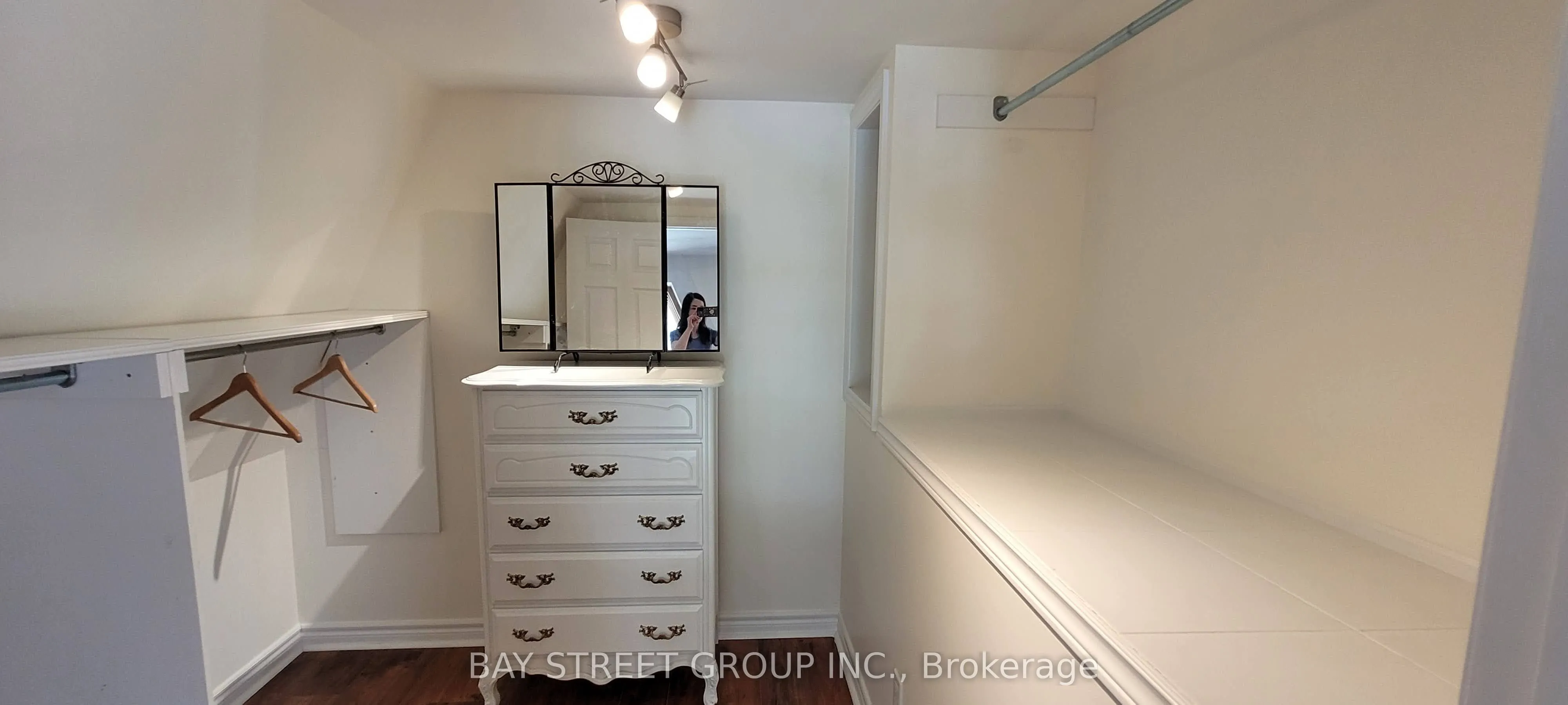 7 Maple Crescent