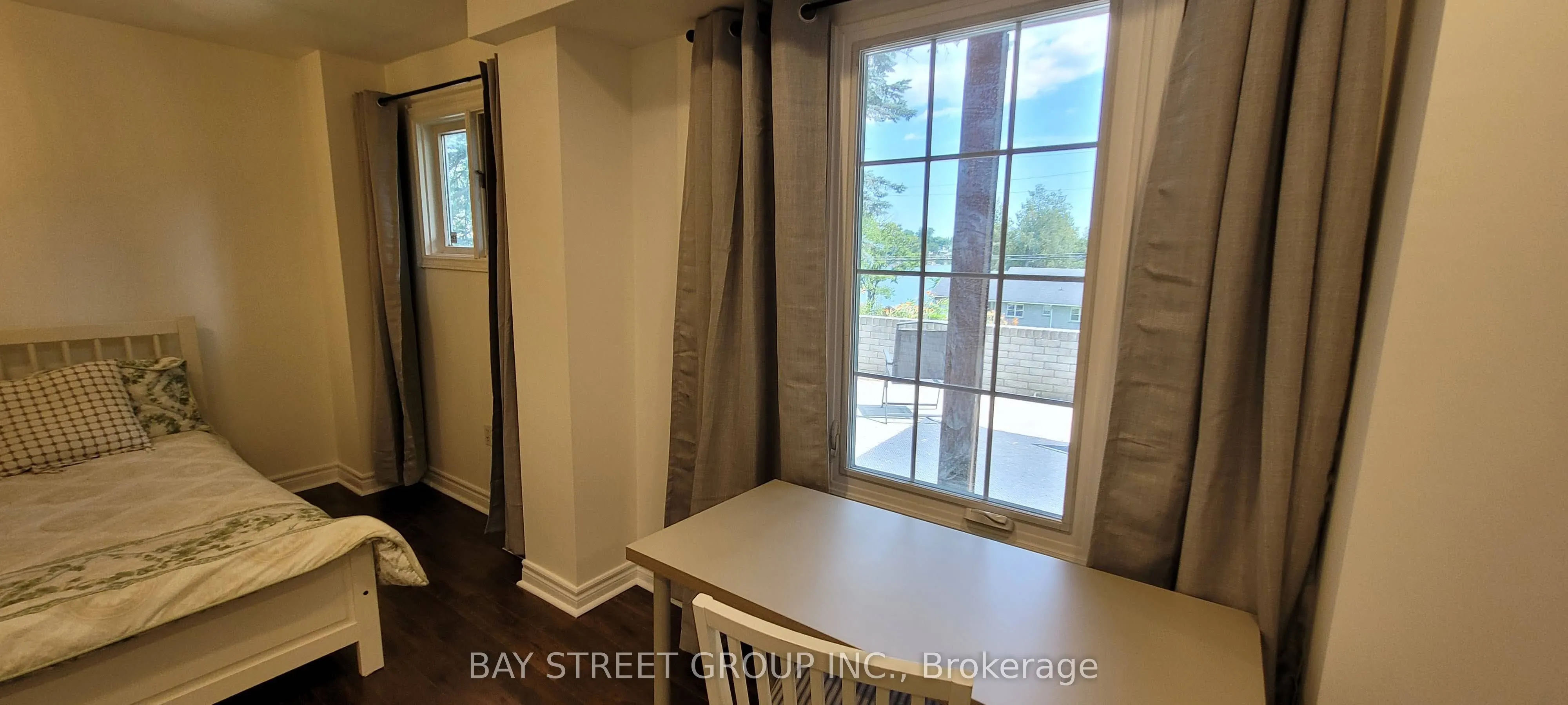 7 Maple Crescent
