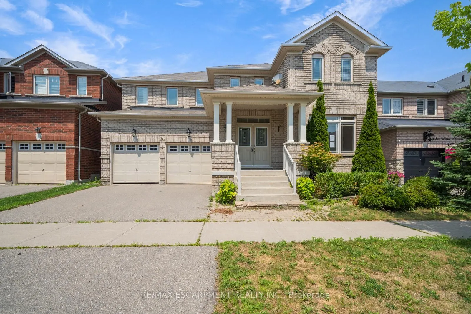 6 Weekes Avenue