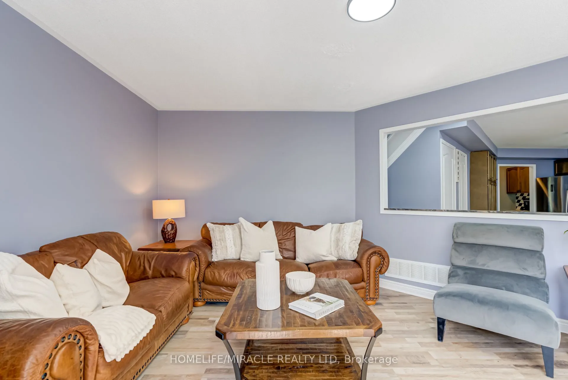 146 8th Avenue
