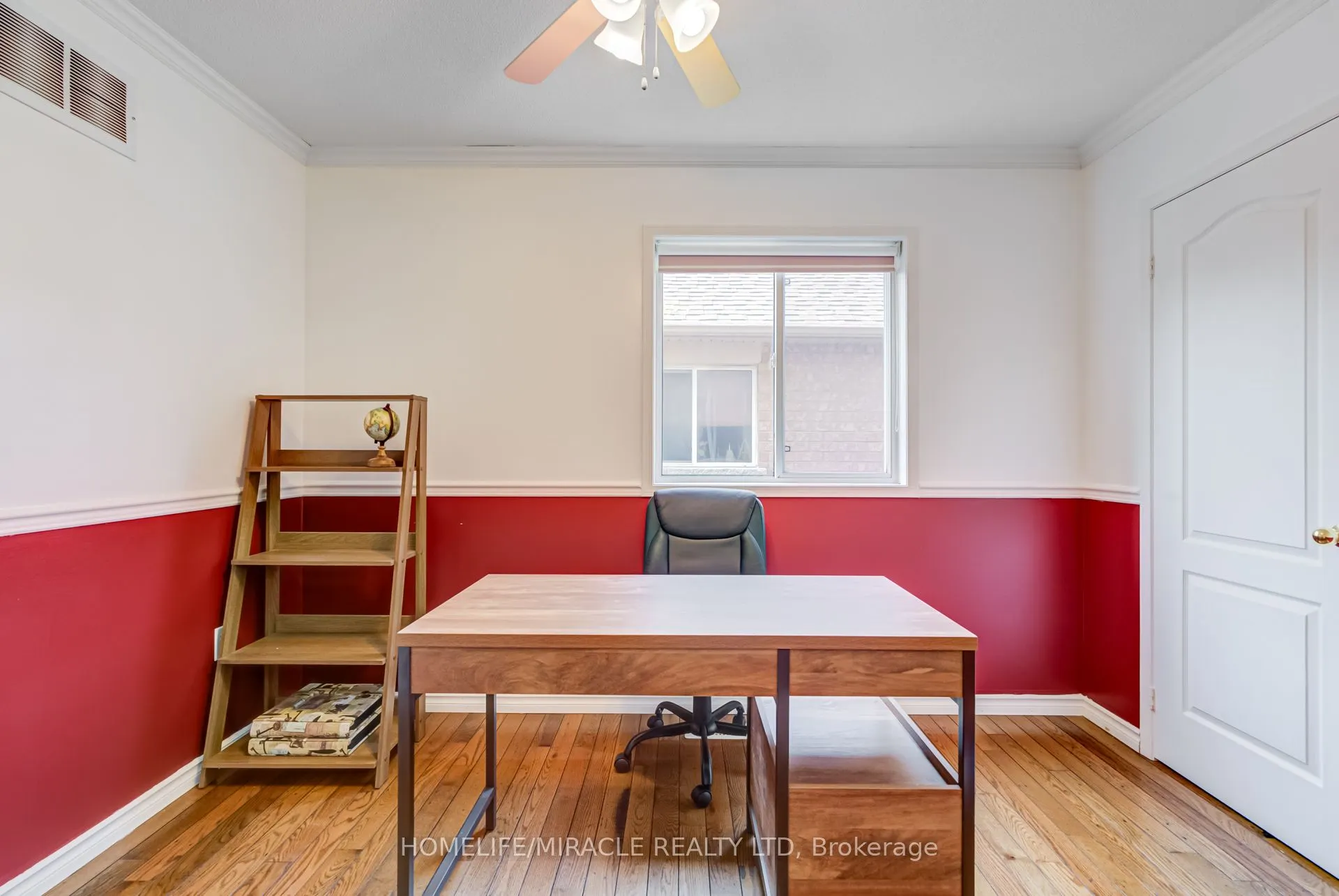 146 8th Avenue