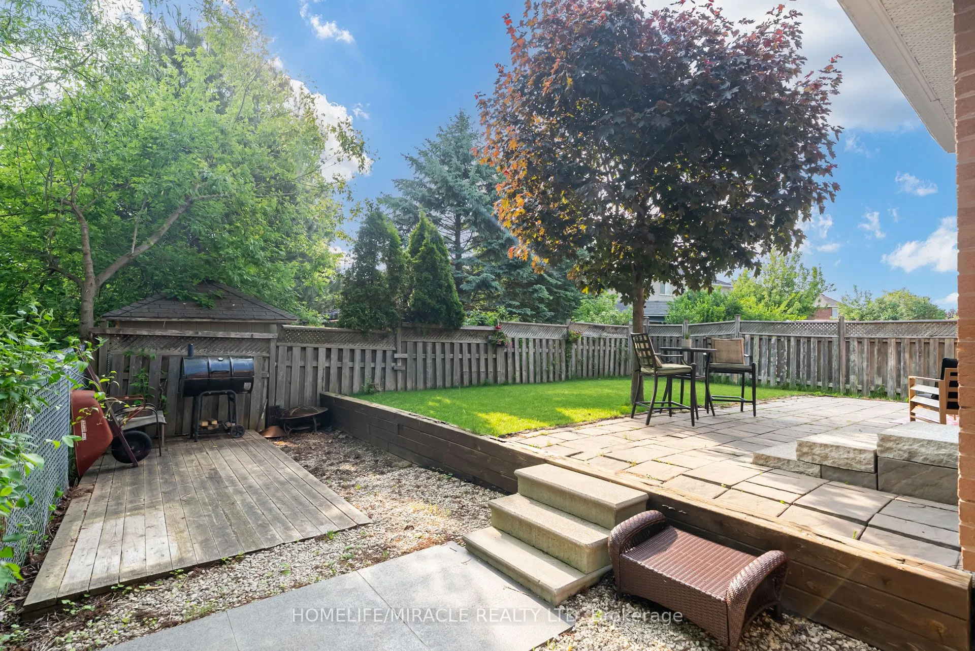 146 8th Avenue