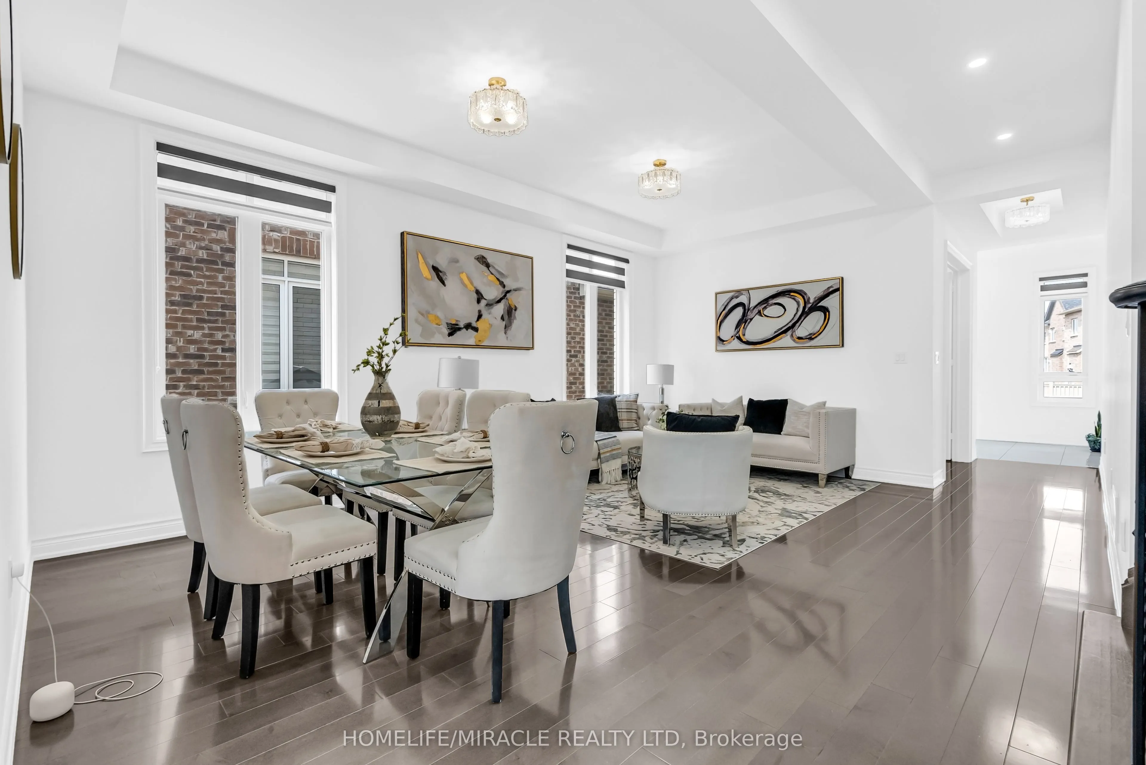 9 Galen Crescent