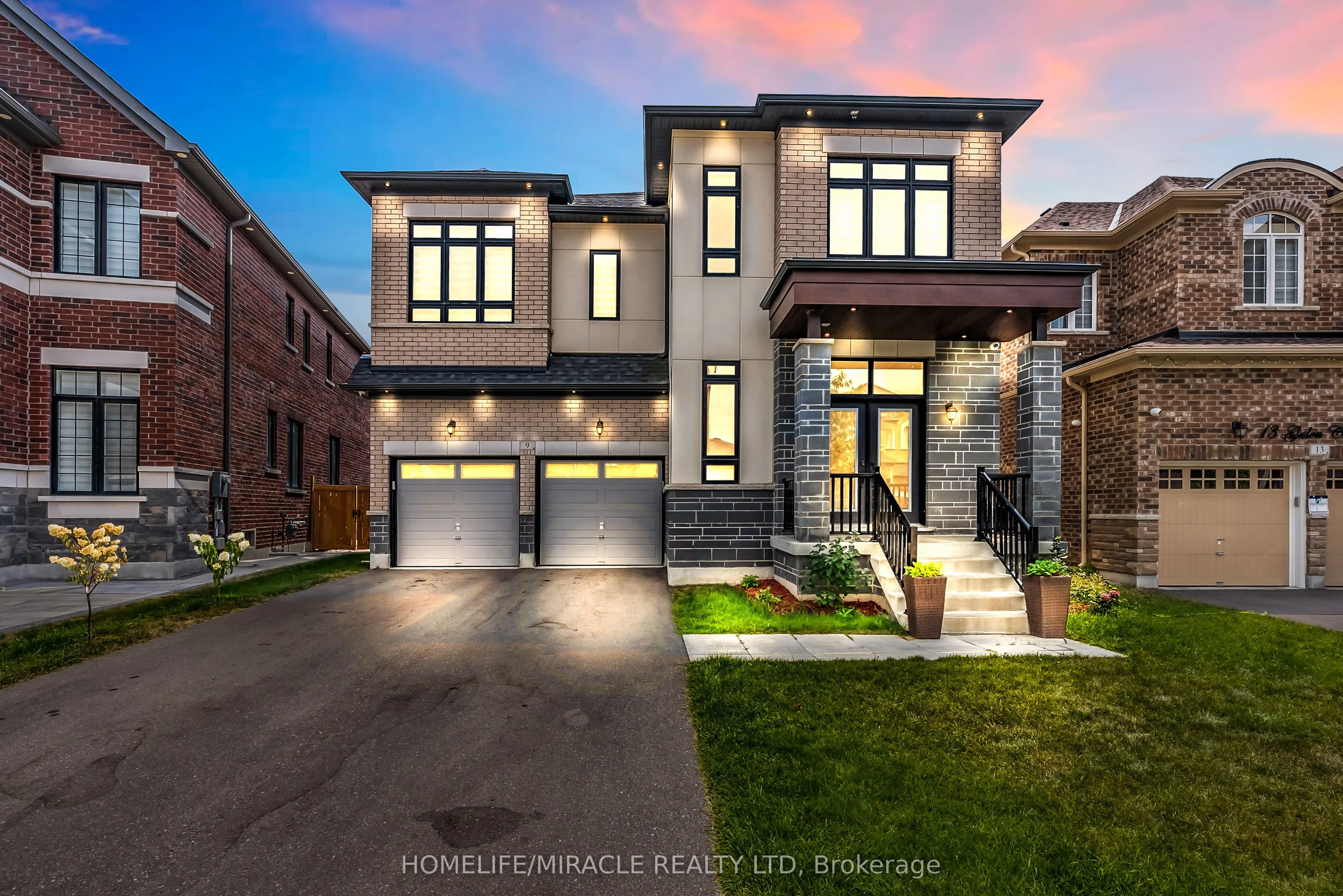 9 Galen Crescent