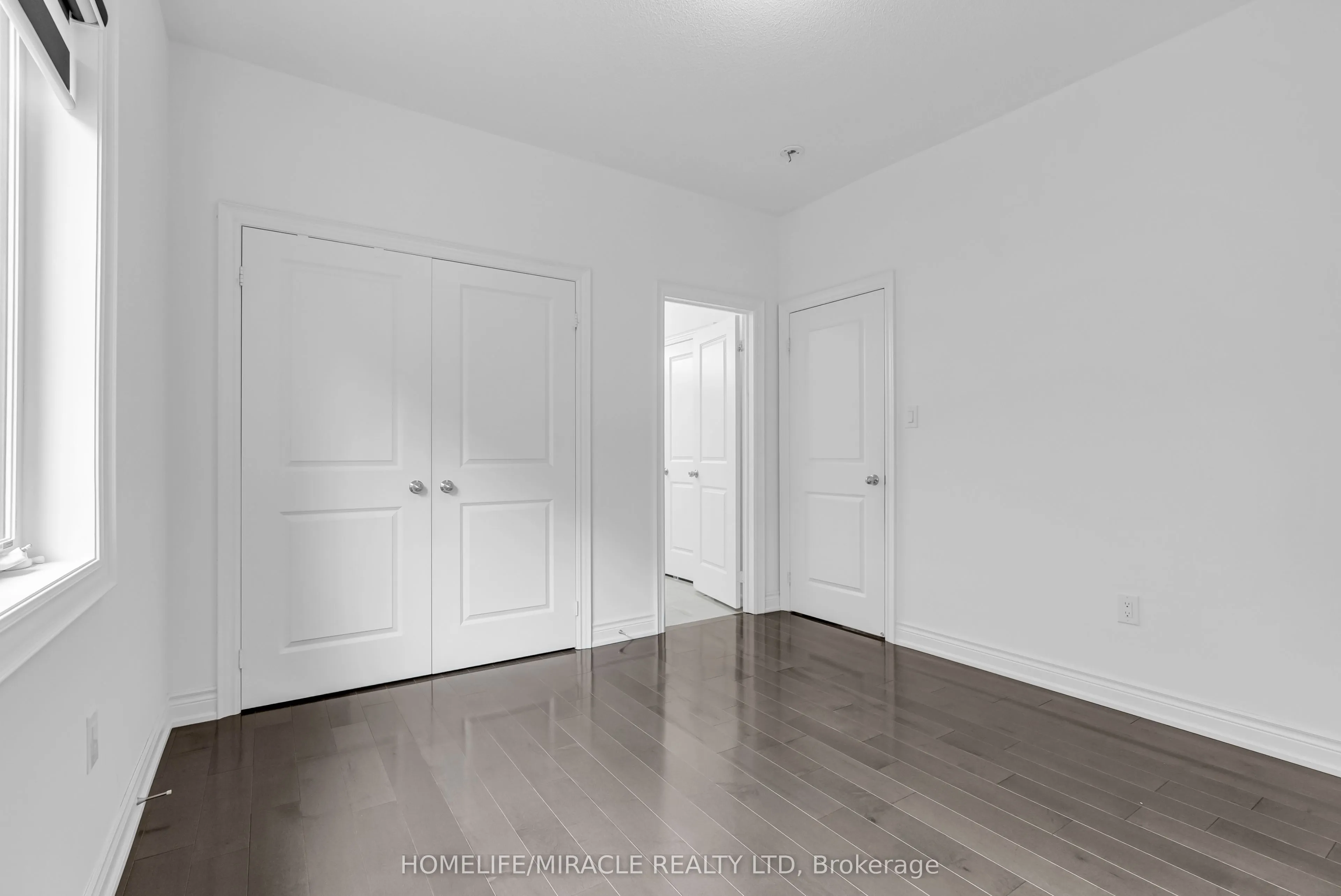 9 Galen Crescent