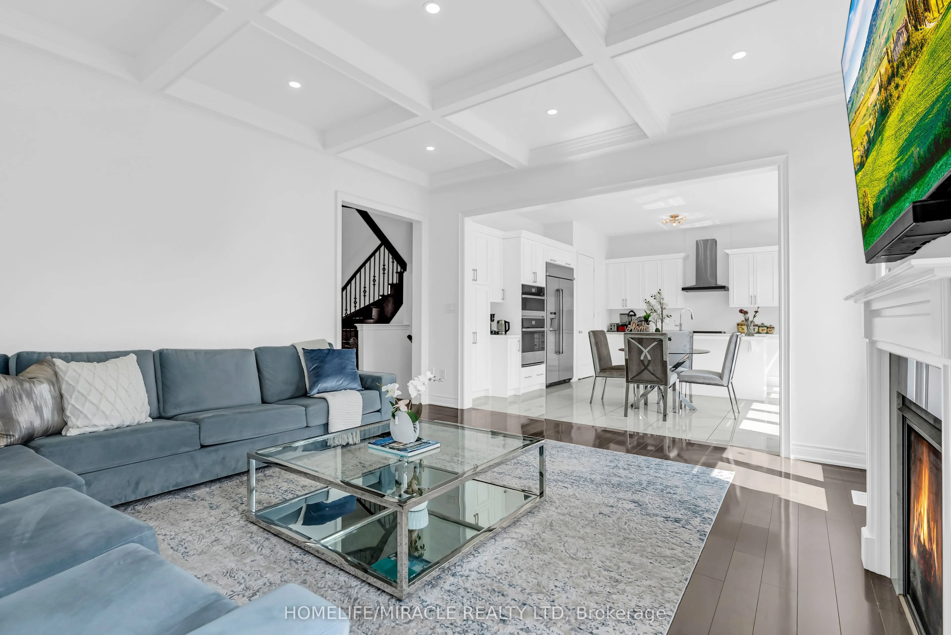 9 Galen Crescent