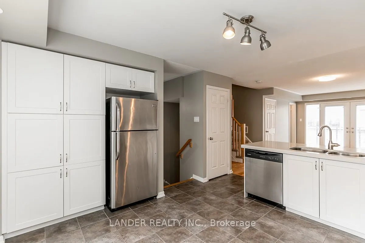 54 Harry Penrose Avenue, #31