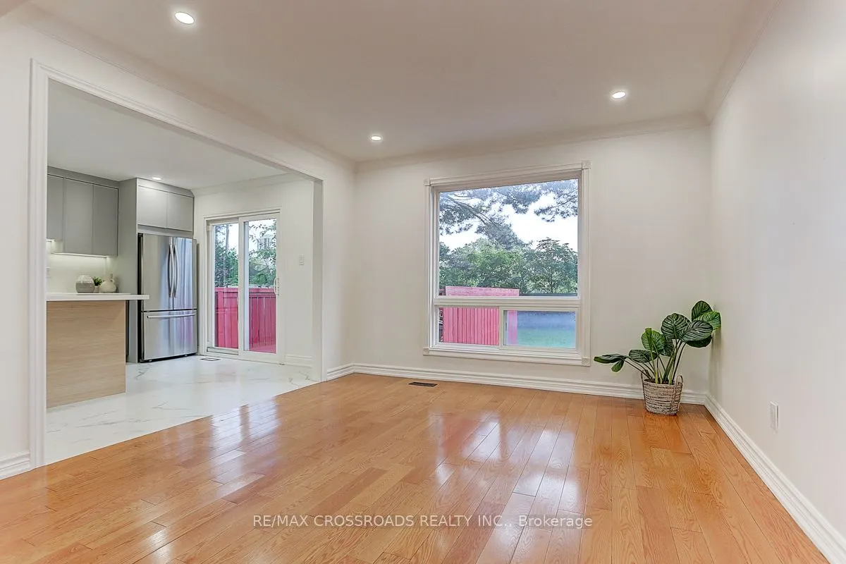 125 Green Bush Crescent