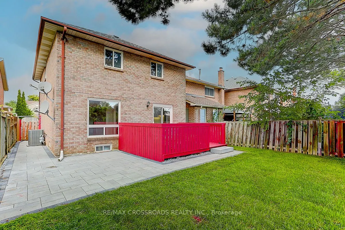 125 Green Bush Crescent
