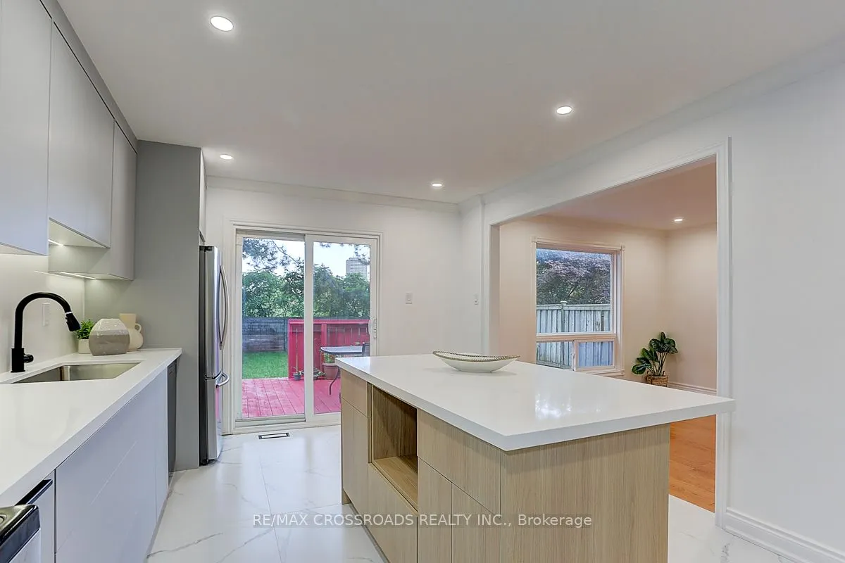 125 Green Bush Crescent
