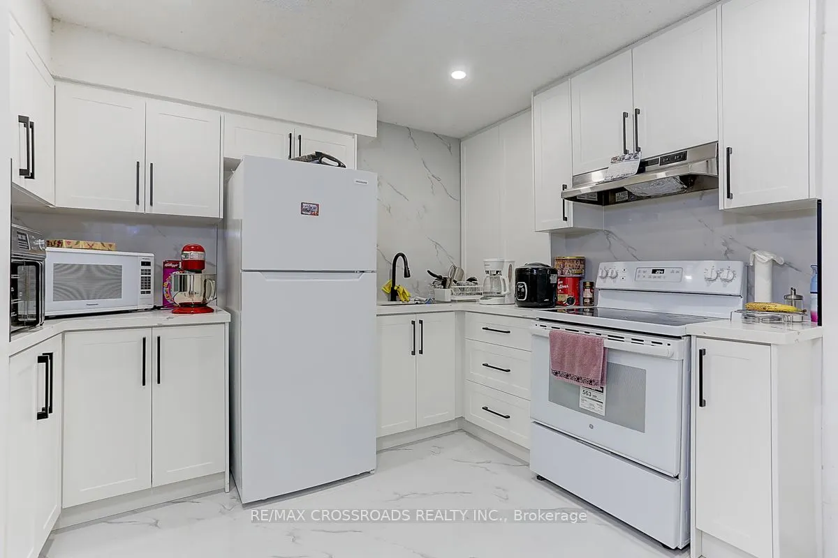 125 Green Bush Crescent