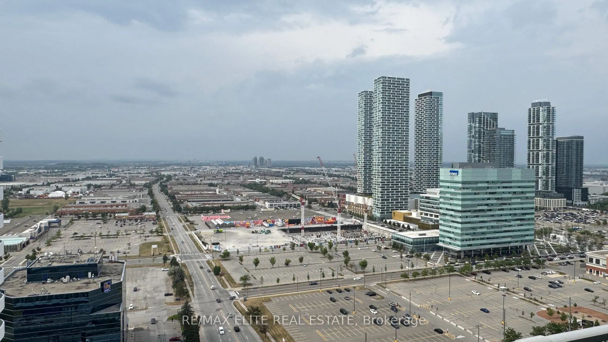 28 Interchange Way, #2903