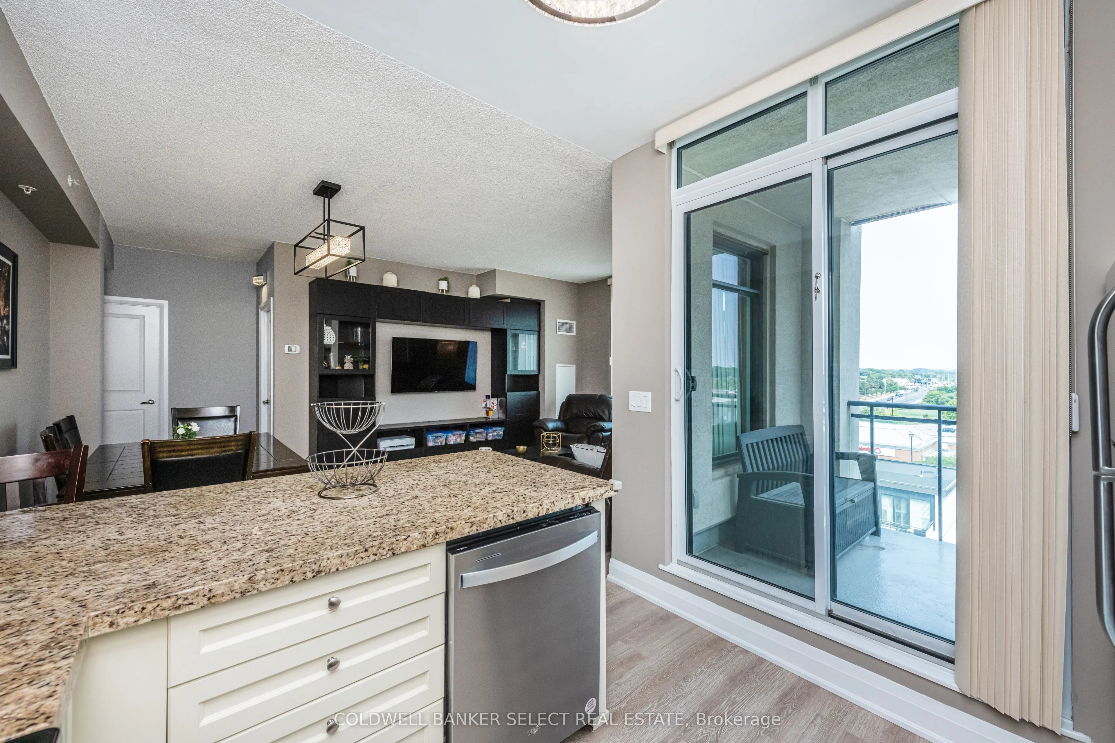 12 Woodstream Boulevard, #508
