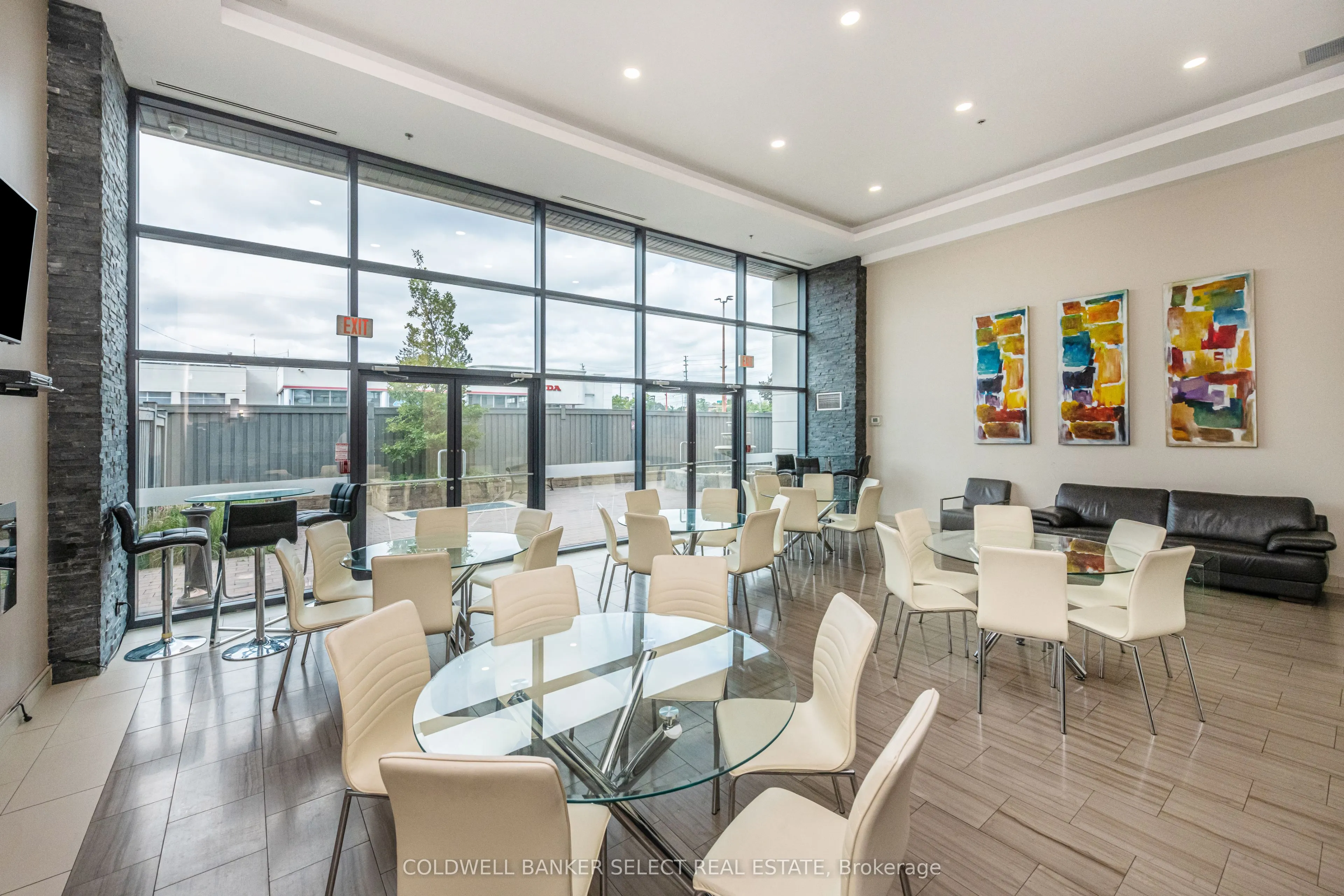 12 Woodstream Boulevard, #508