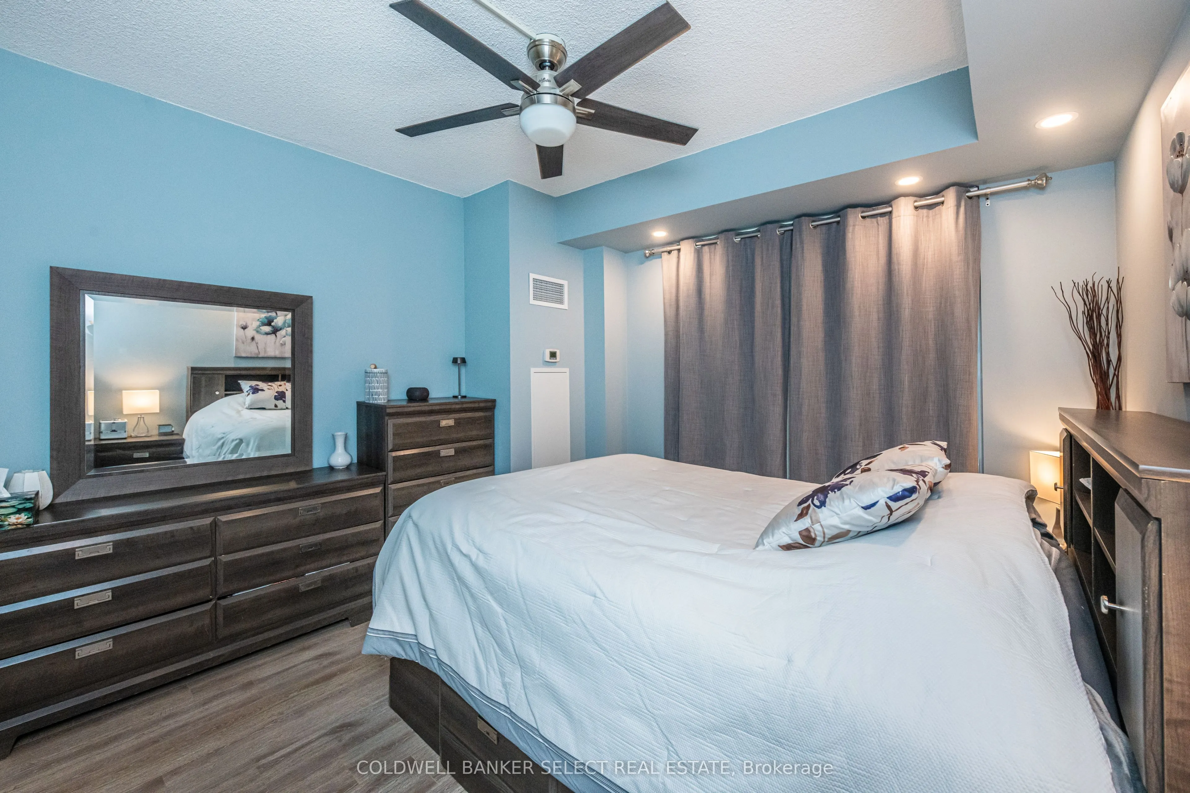 12 Woodstream Boulevard, #508