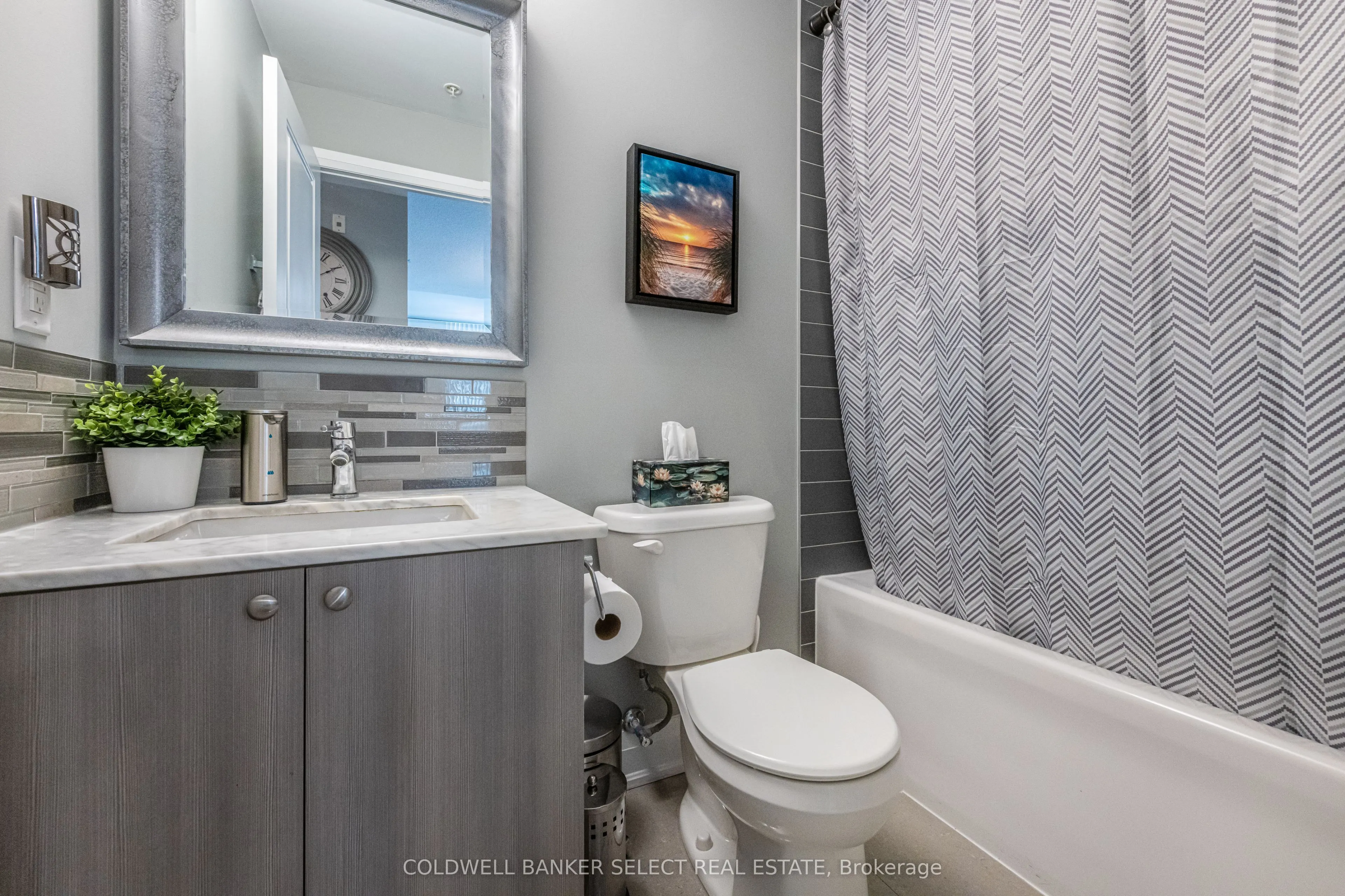 12 Woodstream Boulevard, #508