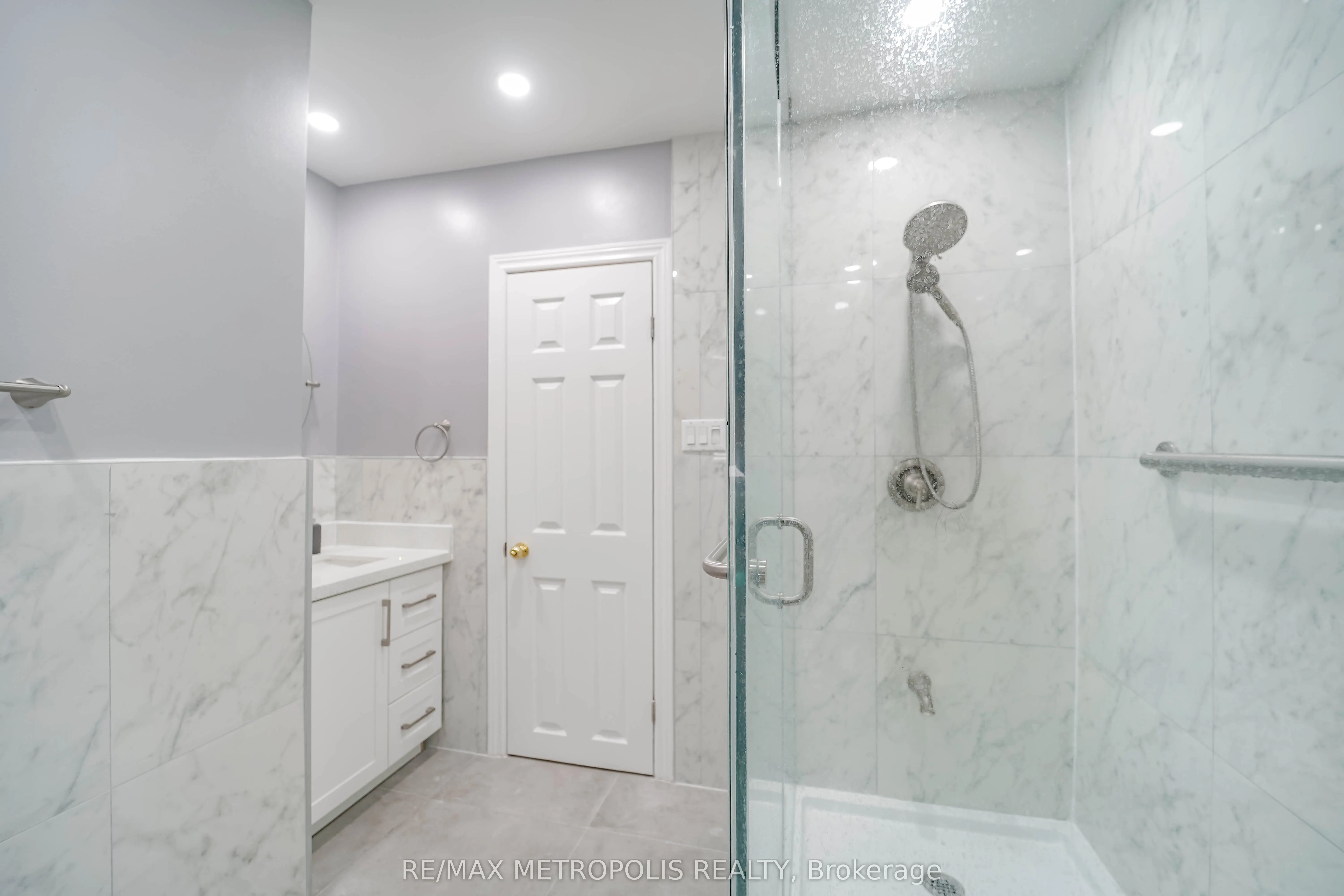 23 Hawman Avenue