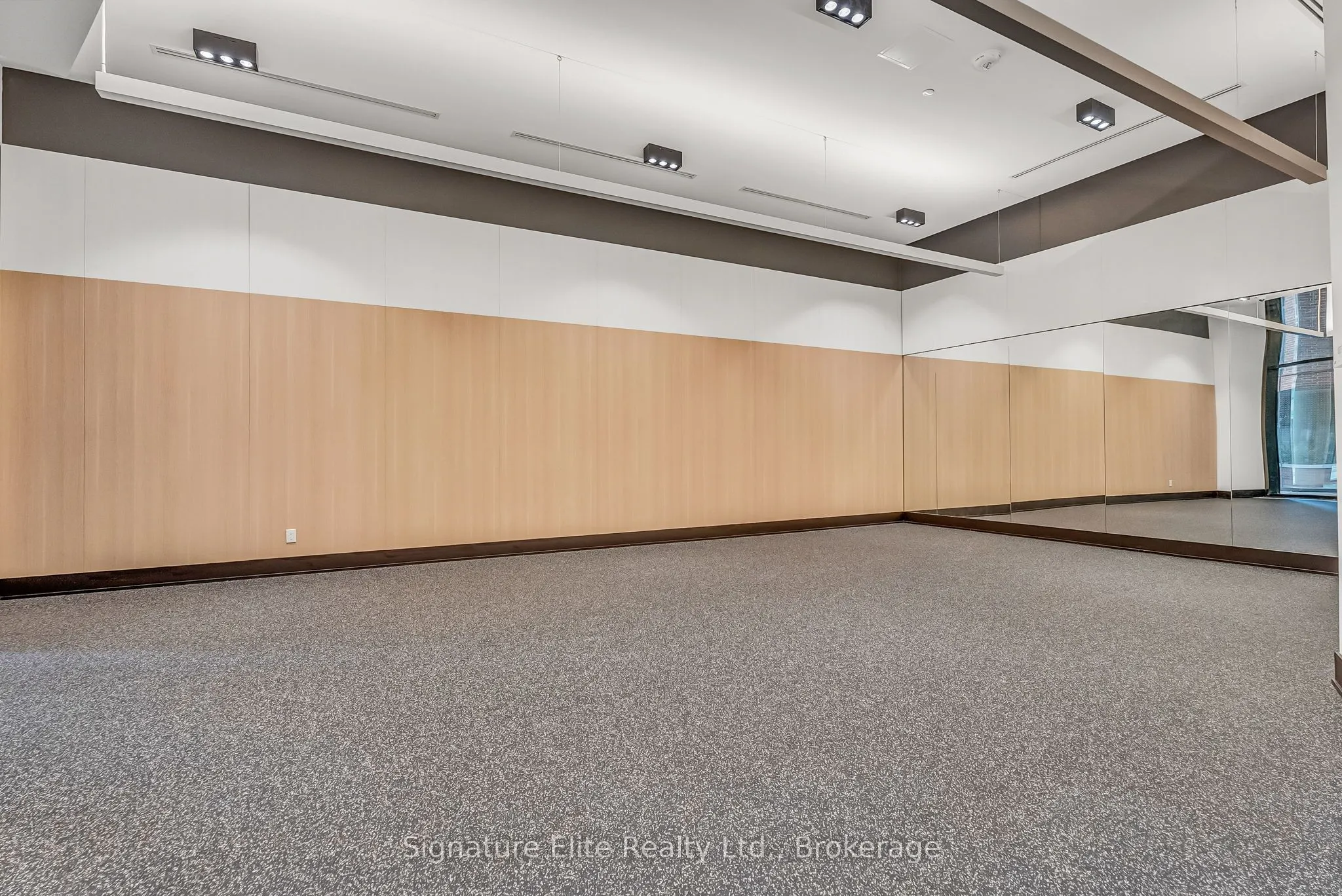 8119 Birchmount Road, #1429