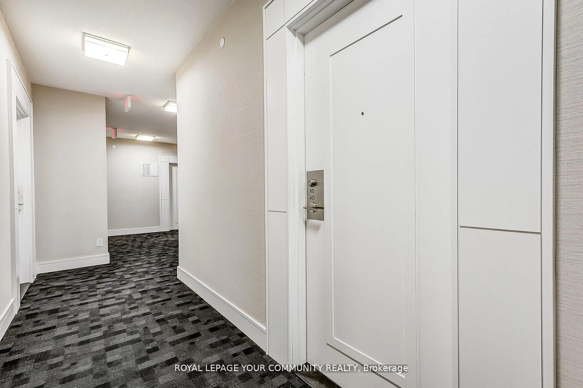 9205 Yonge Street, #401 NE