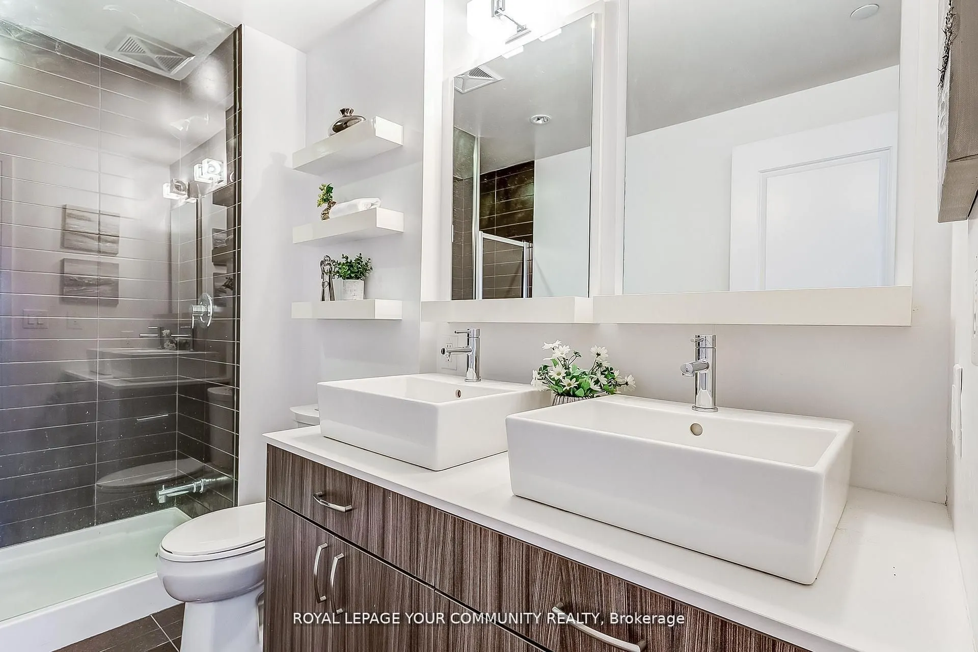 9205 Yonge Street, #401 NE