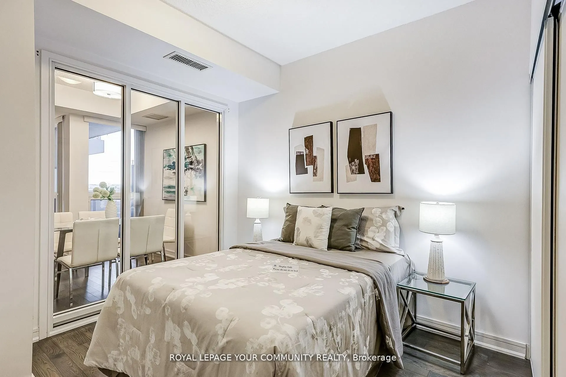 9205 Yonge Street, #401 NE