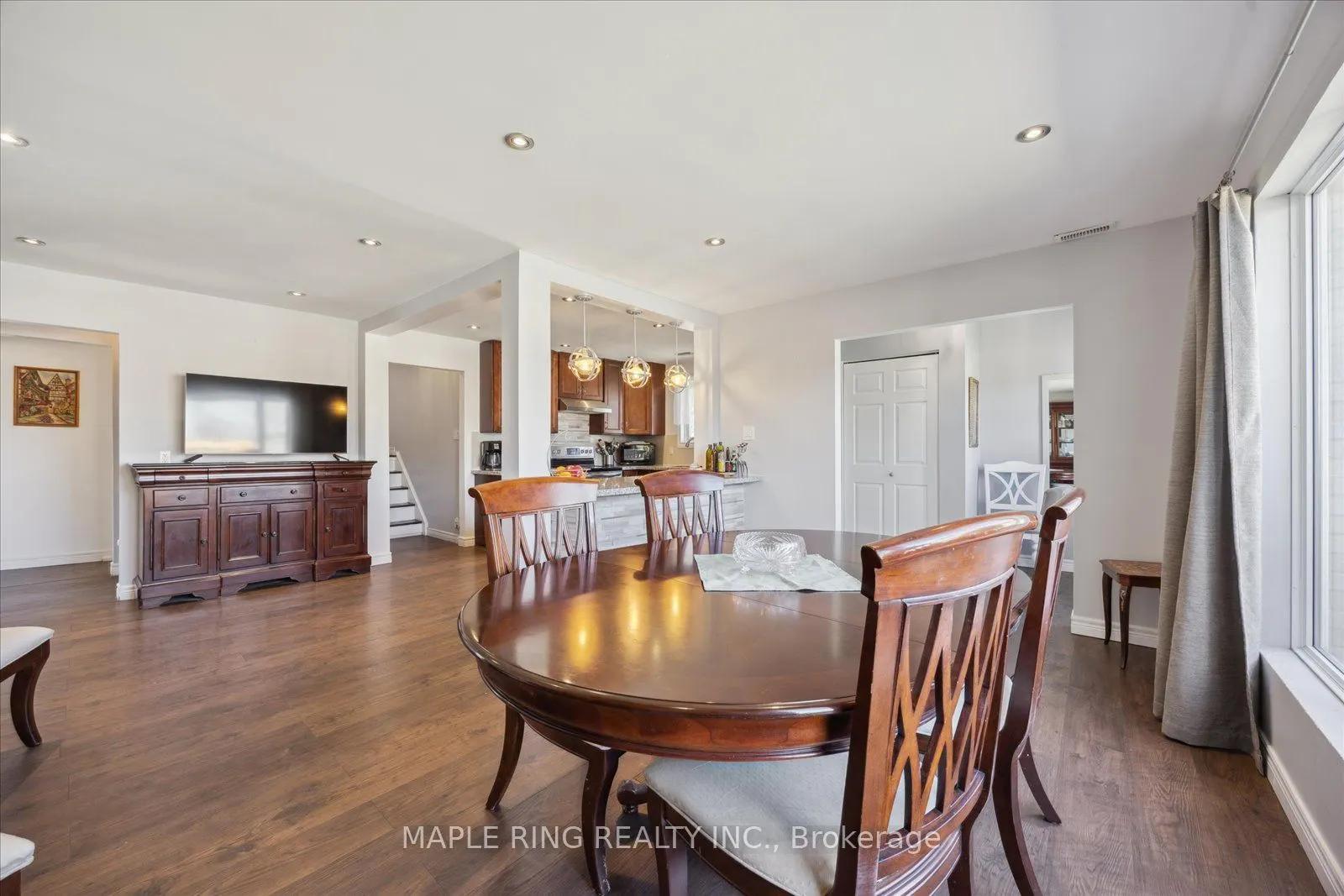 27 Jamieson Drive