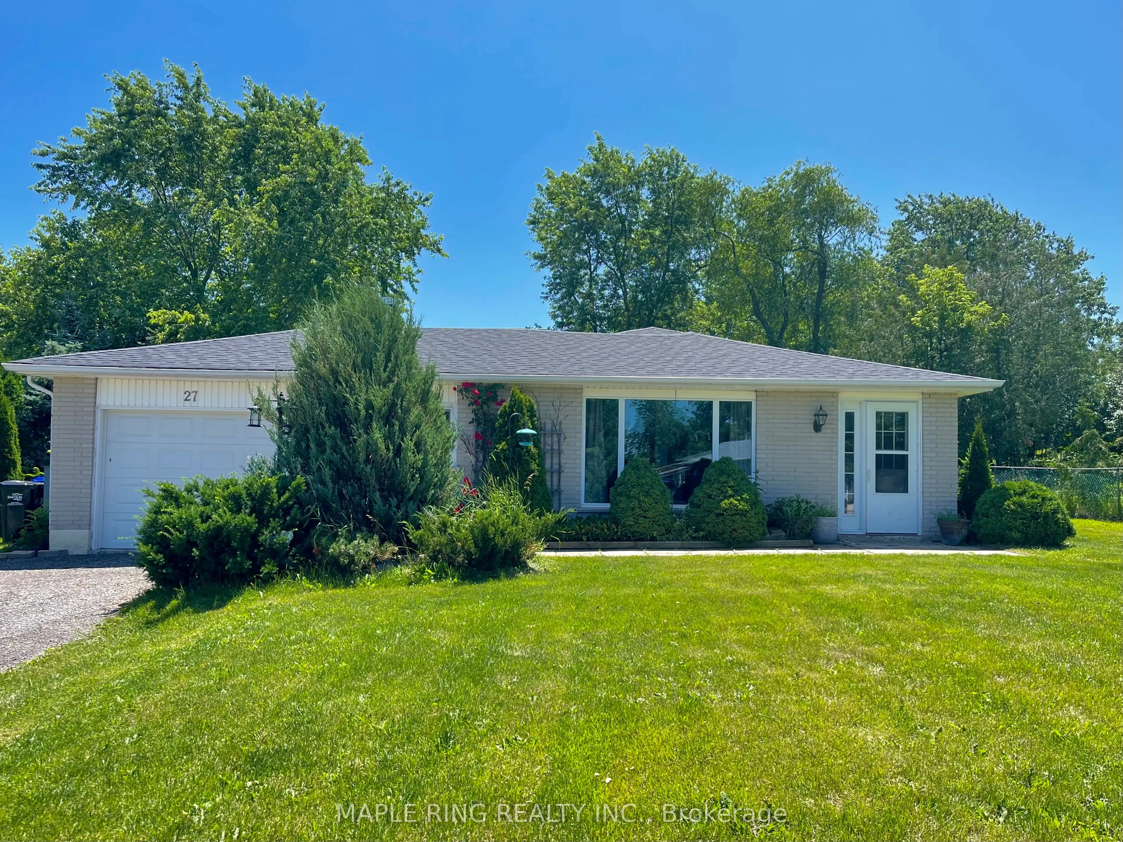 27 Jamieson Drive