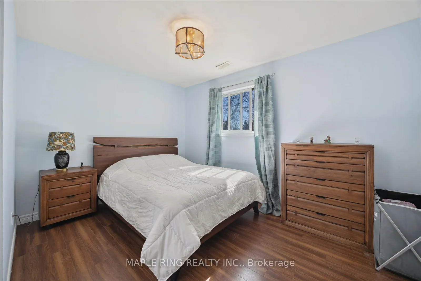 27 Jamieson Drive