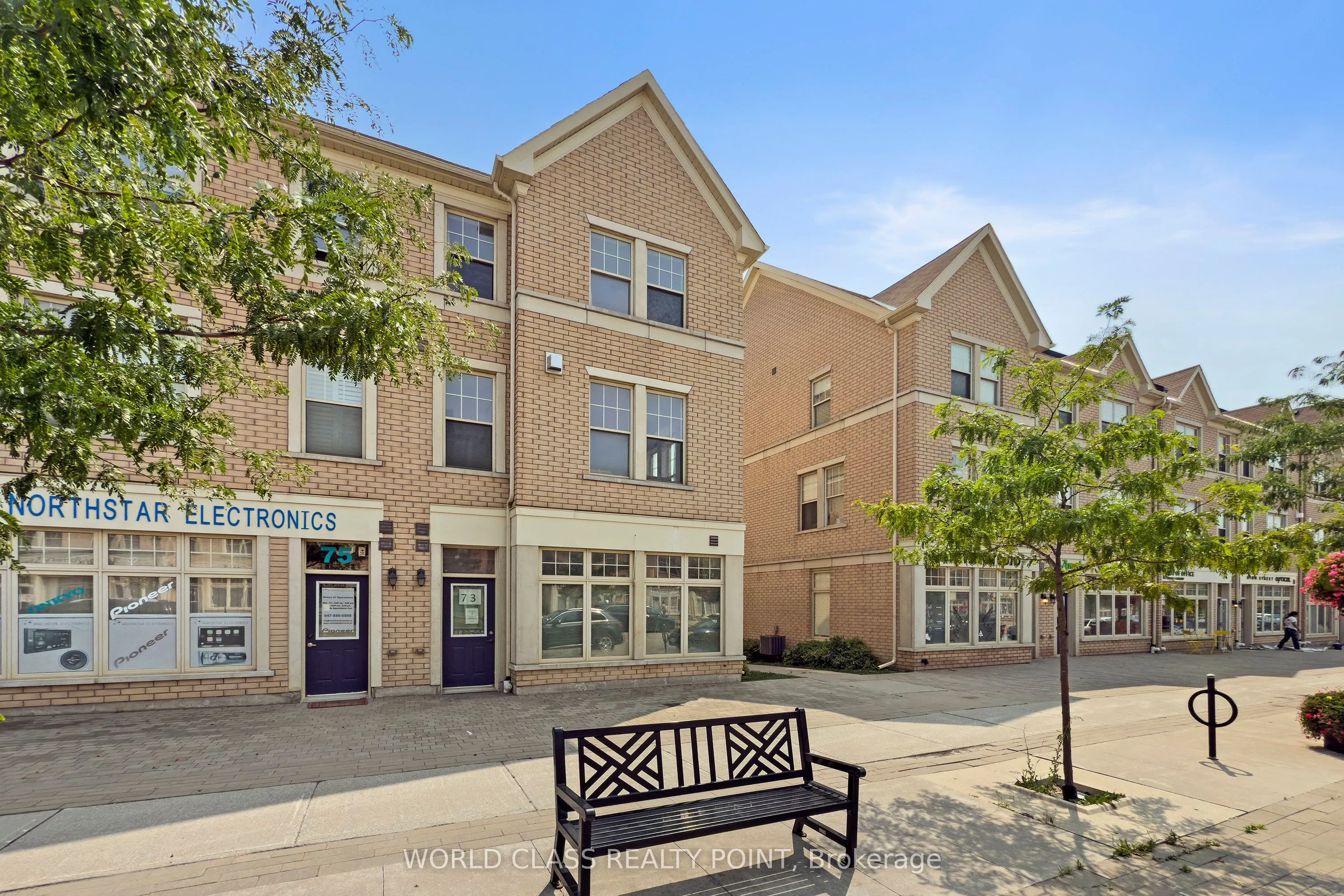 73 Cathedral High Street