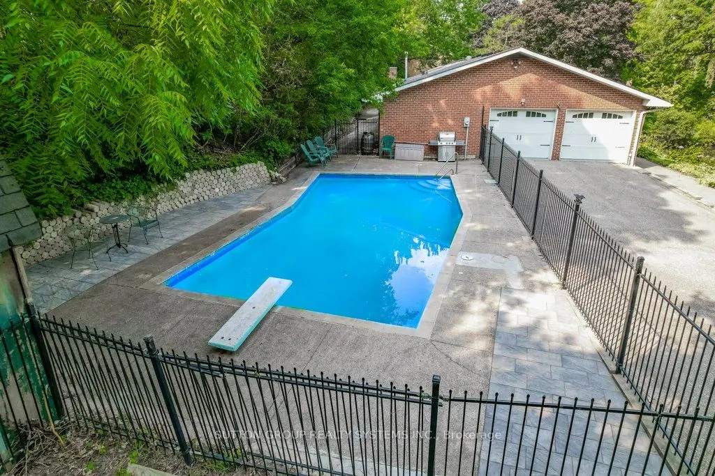 26 Harriman Road