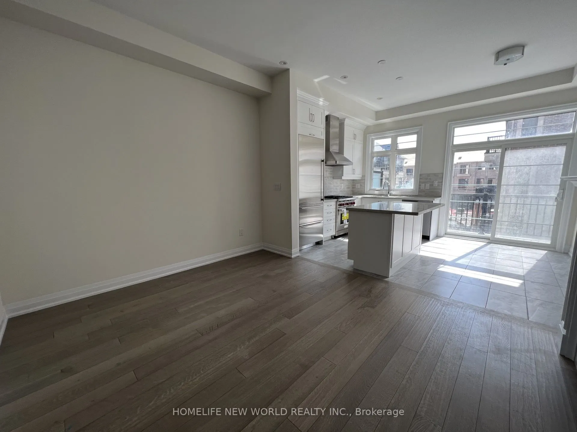 4193 Major Mackenzie Drive
