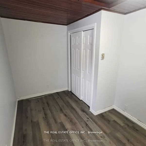 1274 Killarney Beach Road
