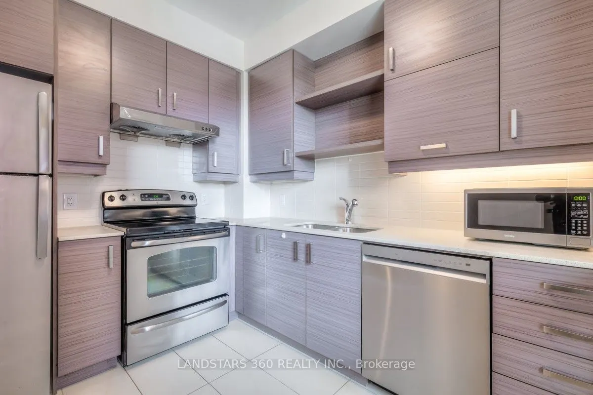 8228 Birchmount Road W, #529
