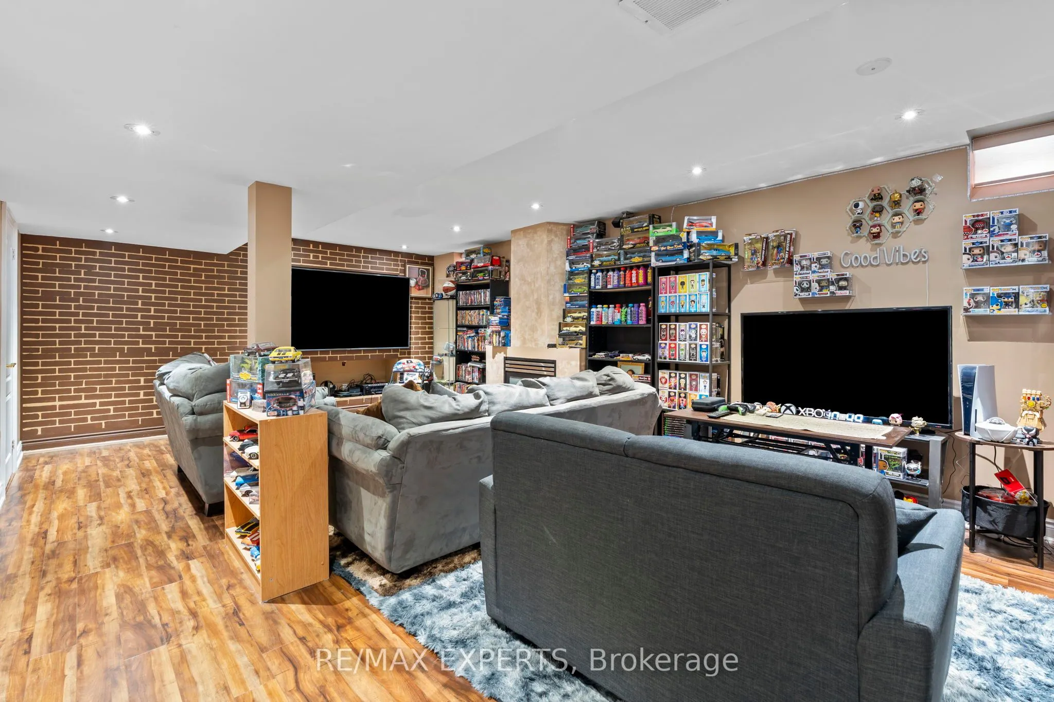 43 Water Garden Lane