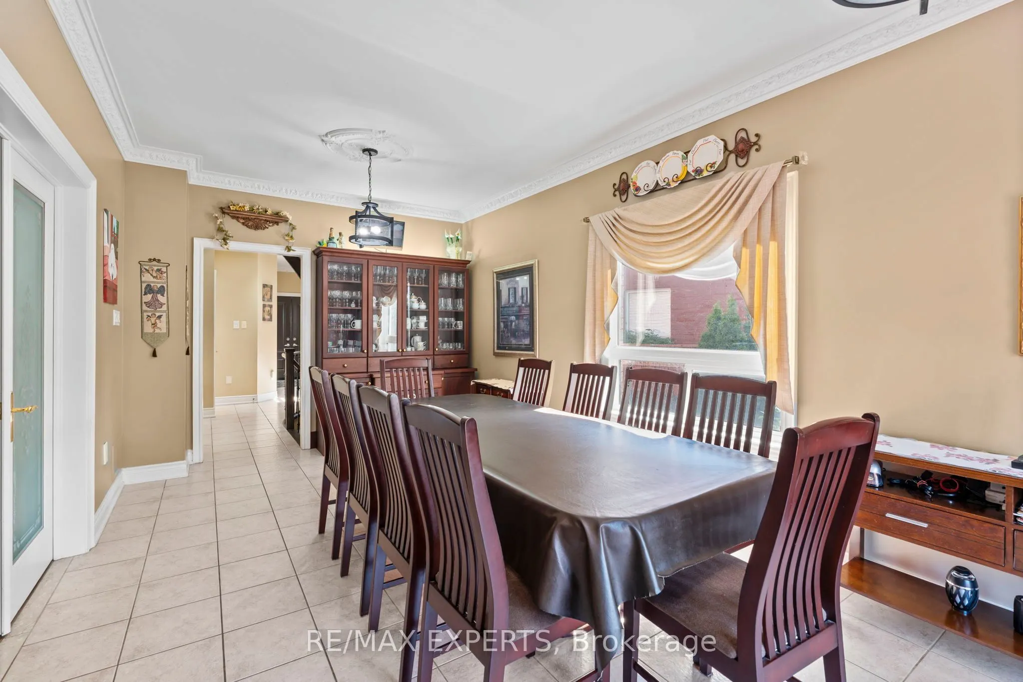 43 Water Garden Lane