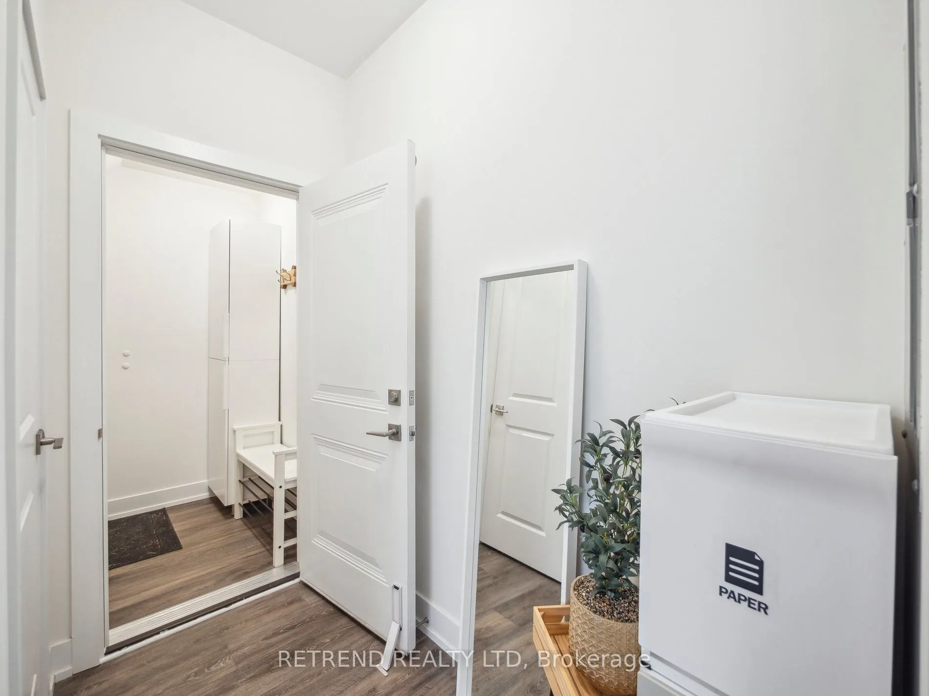 1 Bond Crescent, #9