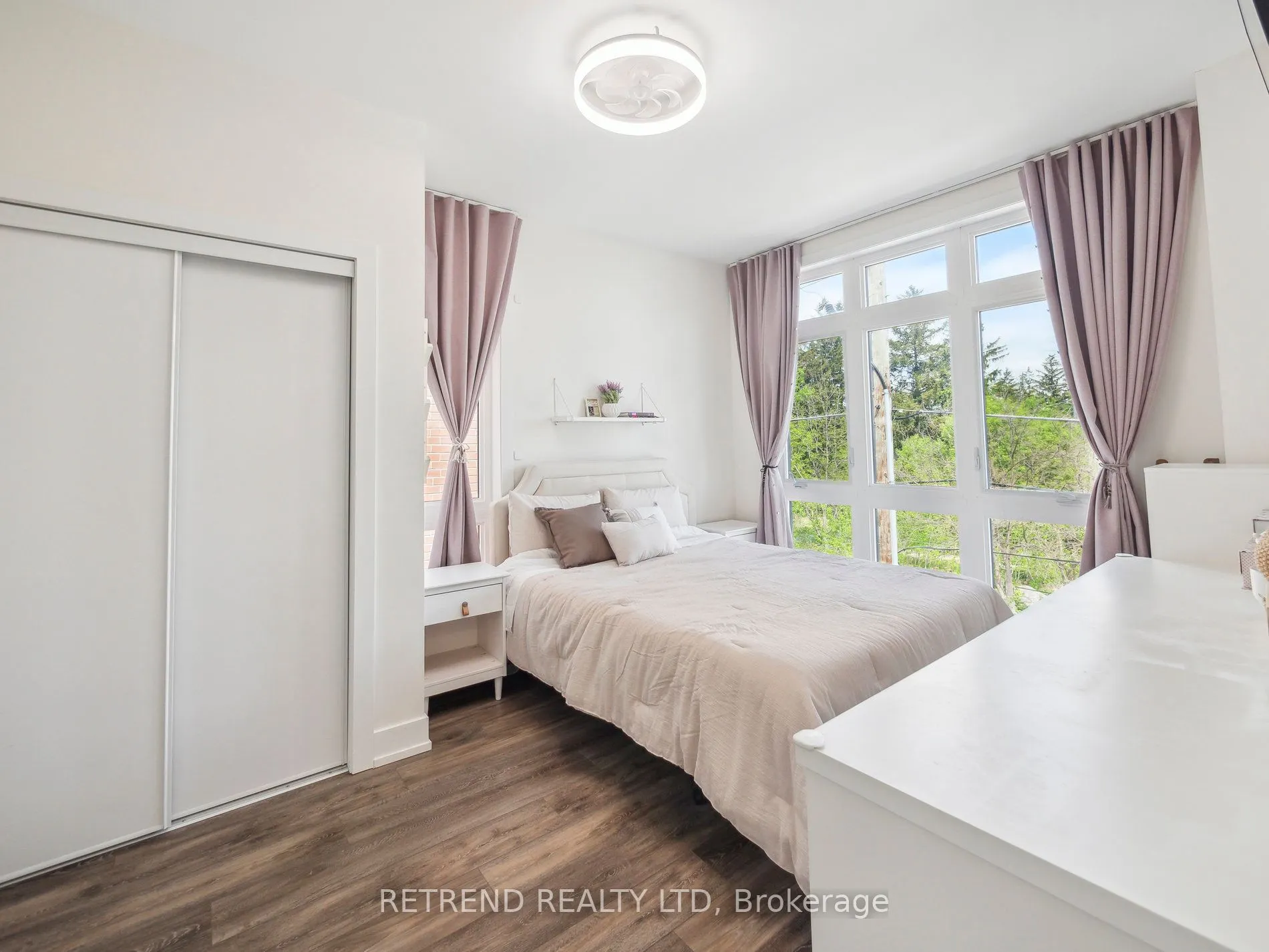 1 Bond Crescent, #9