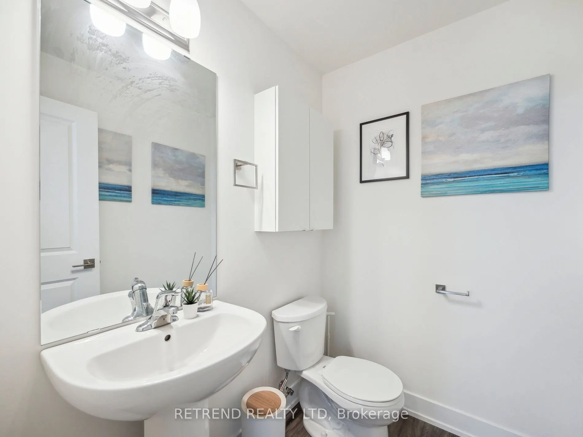1 Bond Crescent, #9