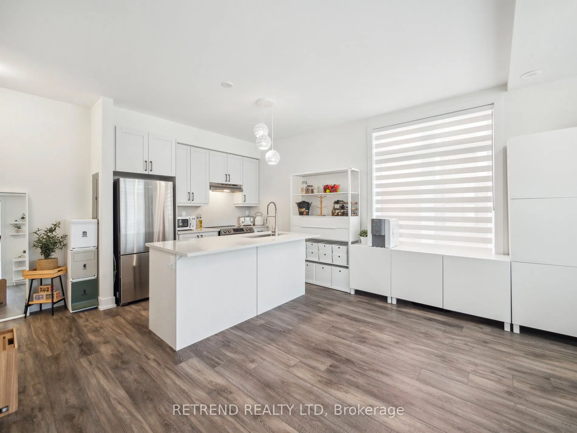 1 Bond Crescent, #9