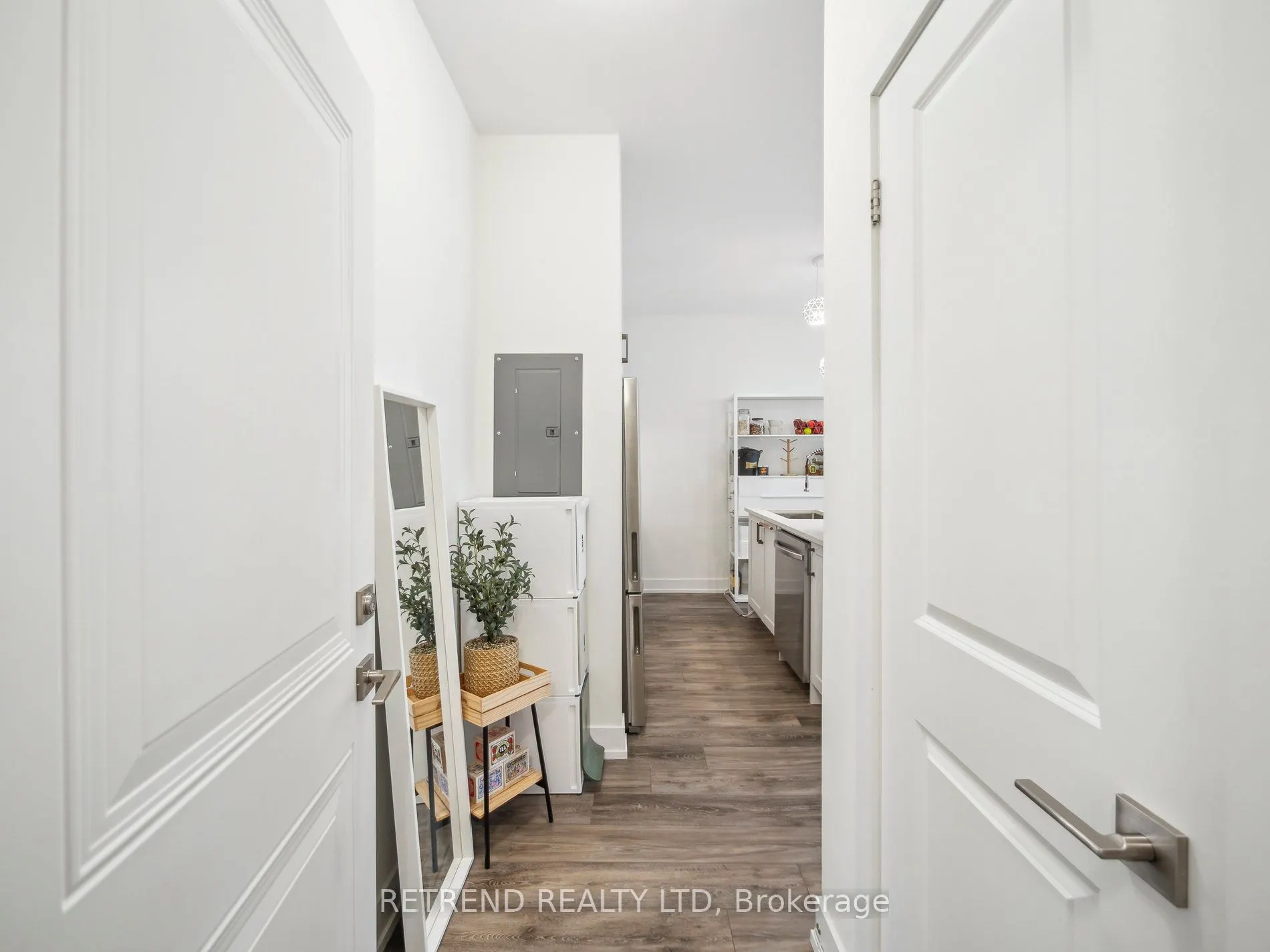 1 Bond Crescent, #9