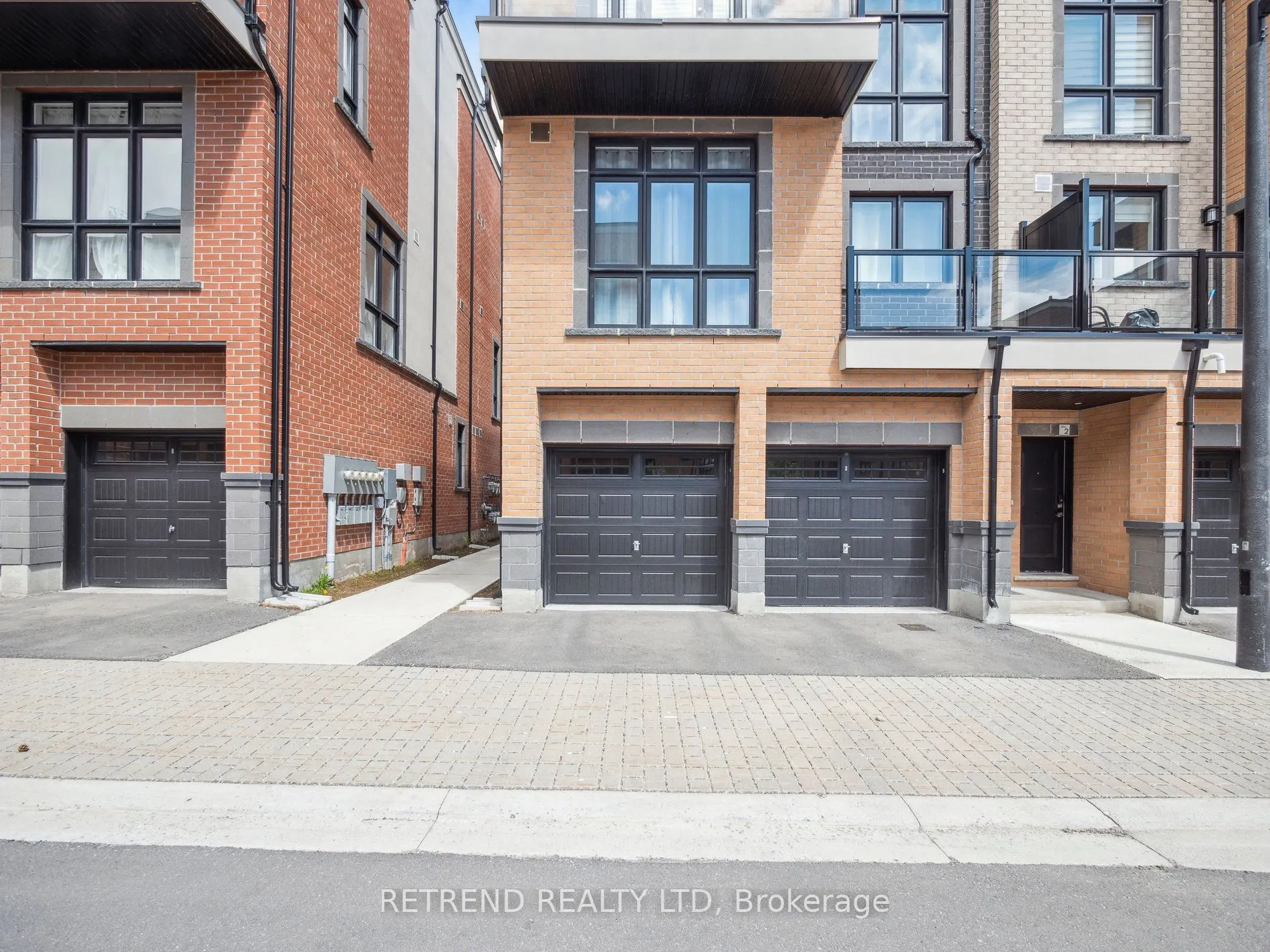 1 Bond Crescent, #9