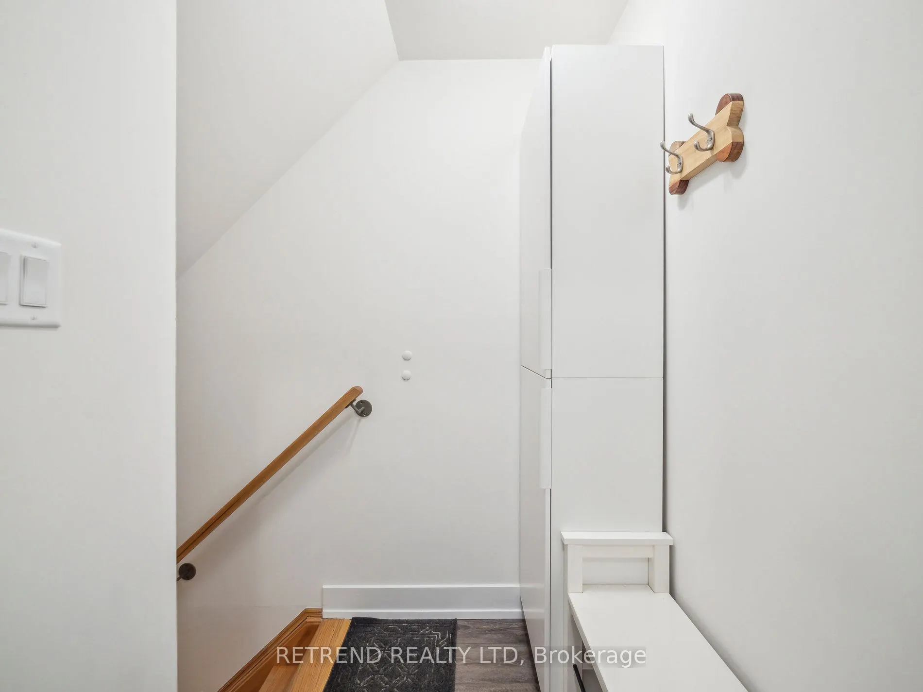 1 Bond Crescent, #9