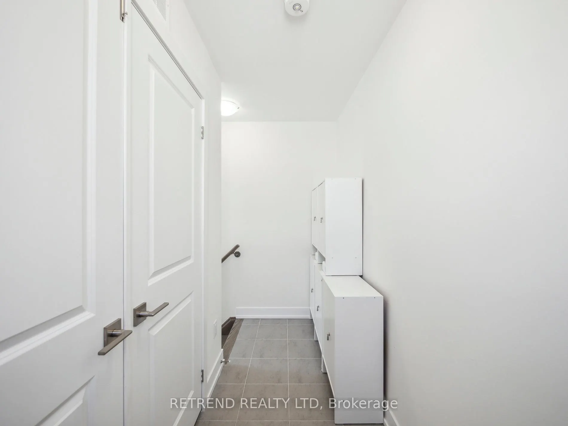 1 Bond Crescent, #9