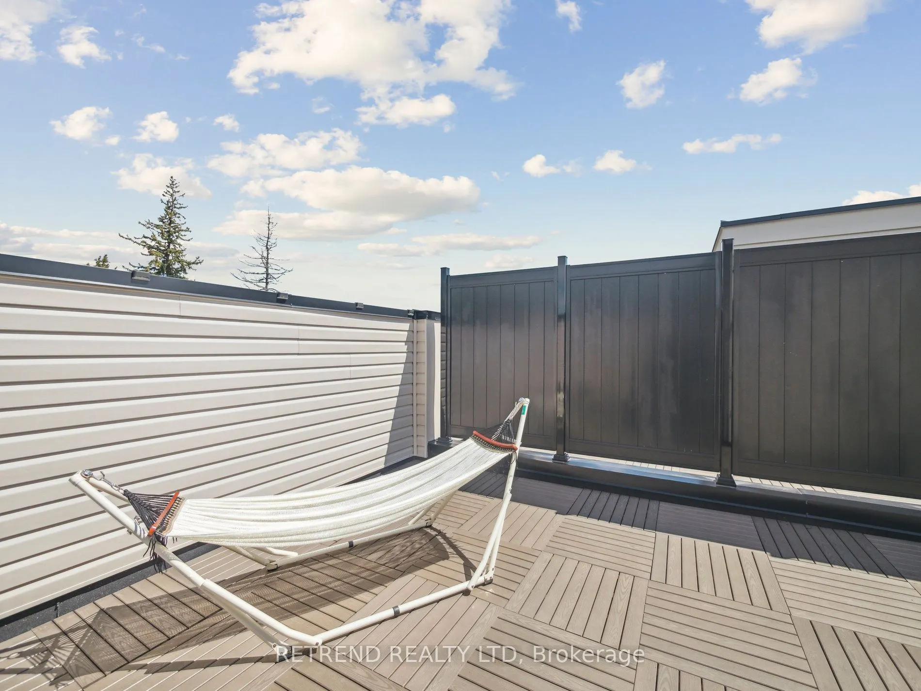 1 Bond Crescent, #9