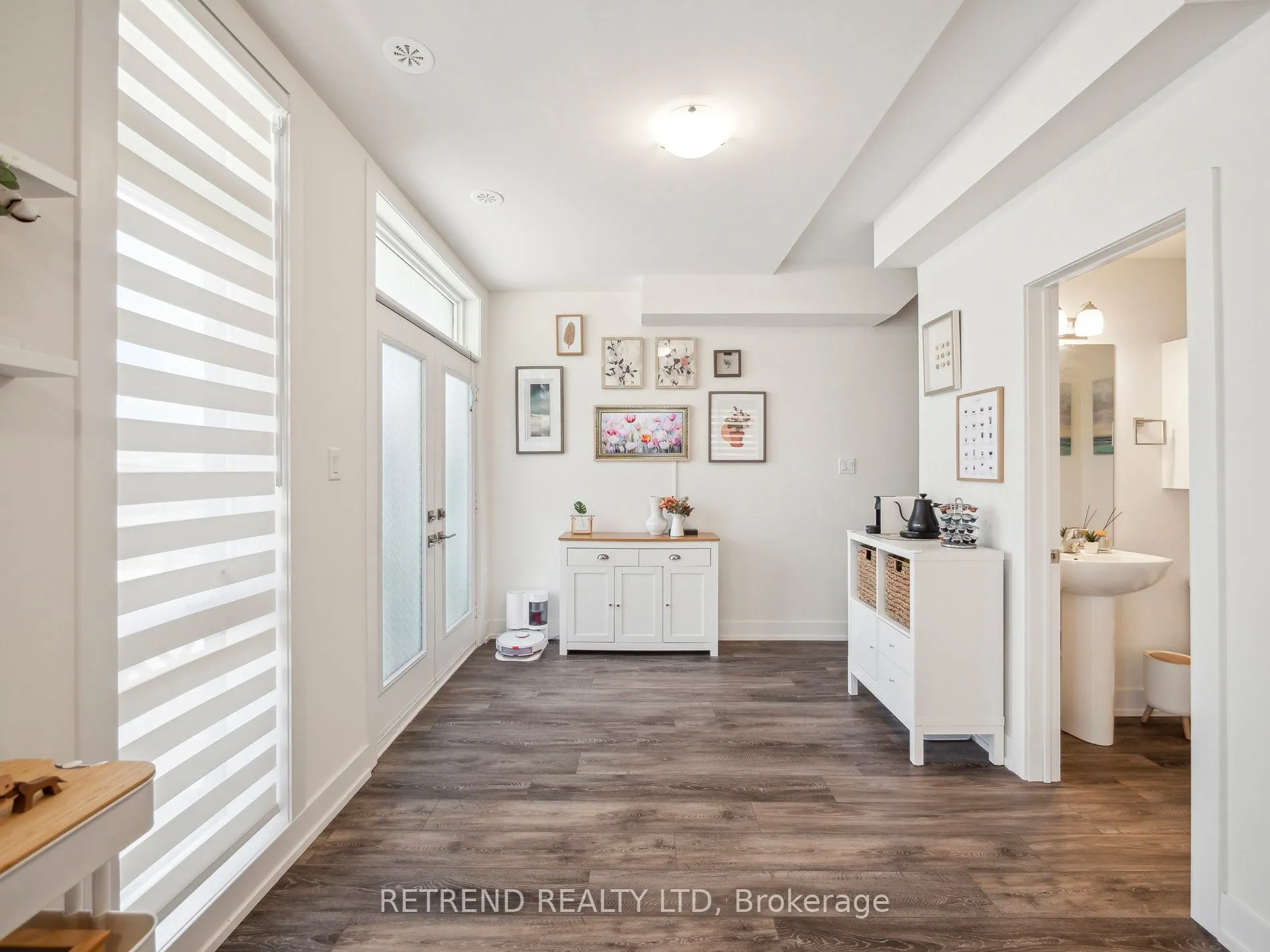 1 Bond Crescent, #9