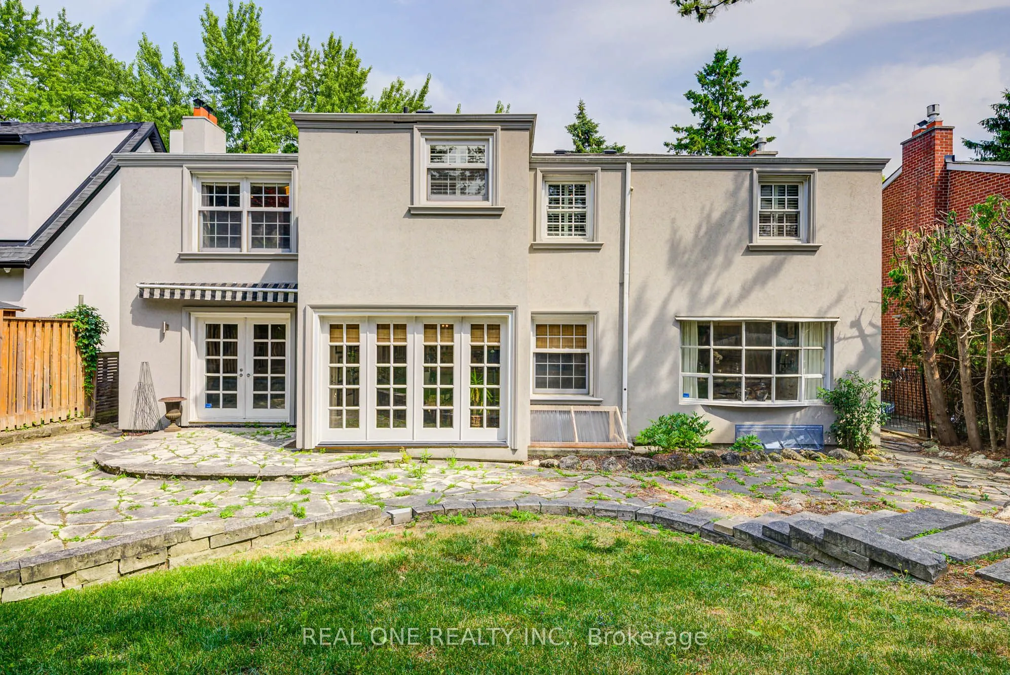 21 Alcaine Court