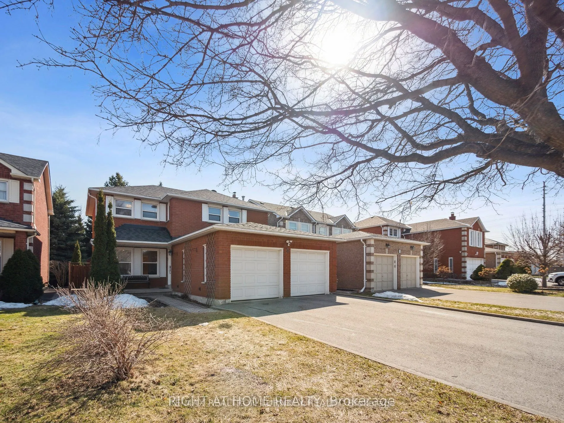 5 Keremeos Crescent