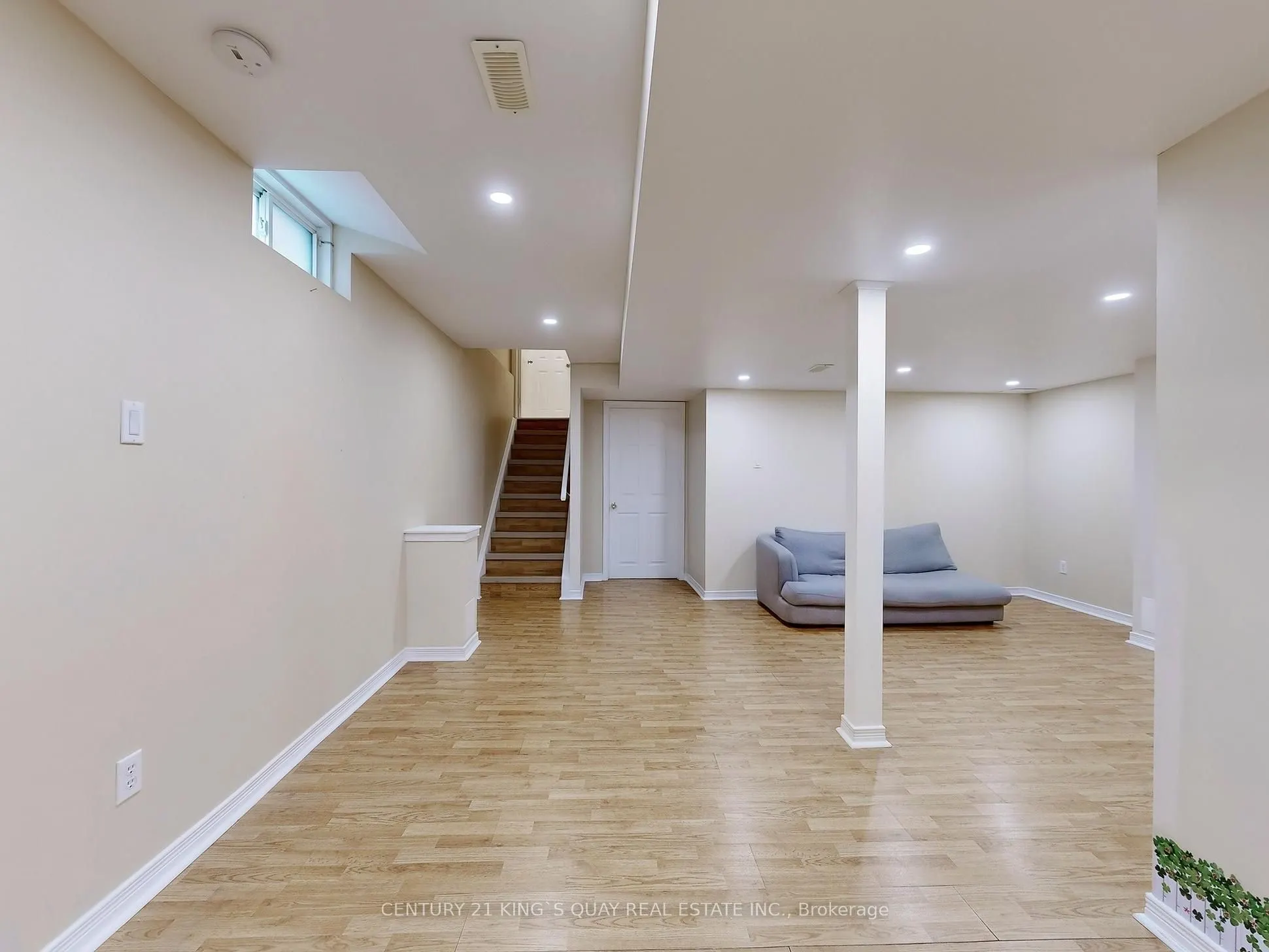 71 Rembrandt Drive