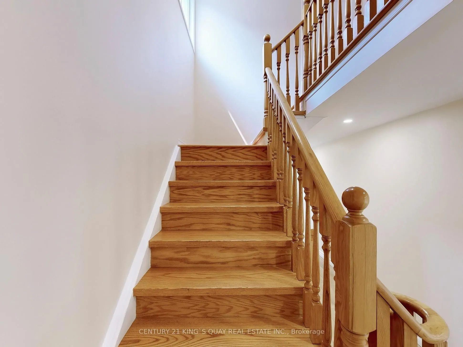 71 Rembrandt Drive