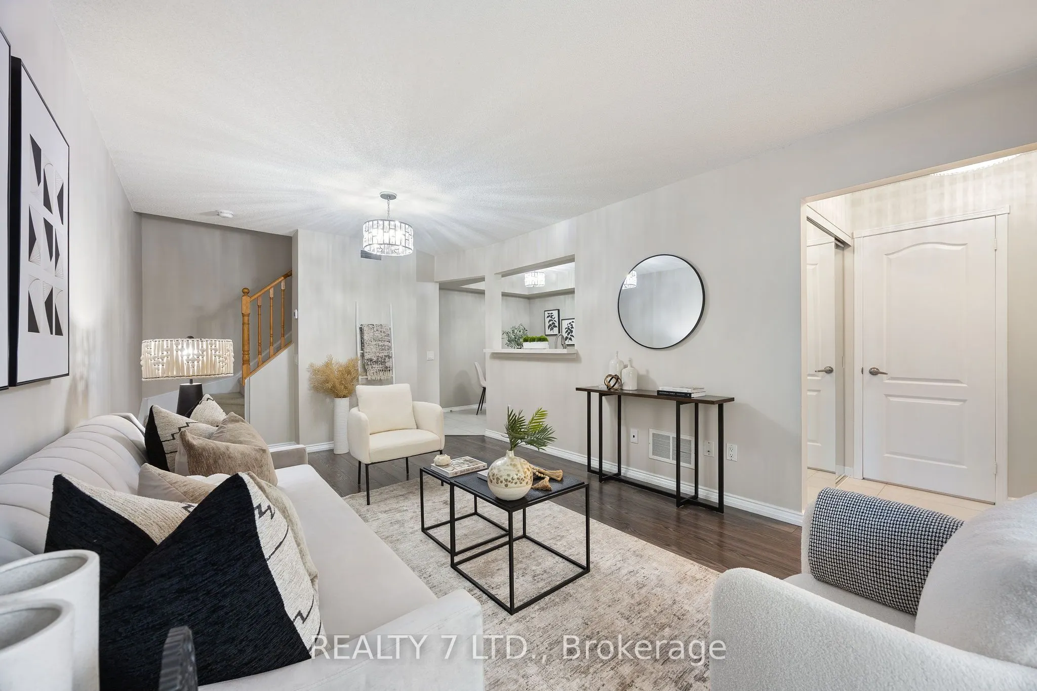 900 Steeles Avenue W, #809